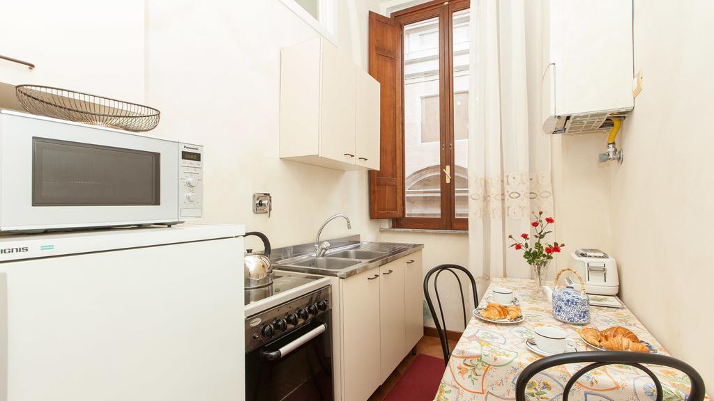 Apartamento Domus Minervae Roma Habitación foto
